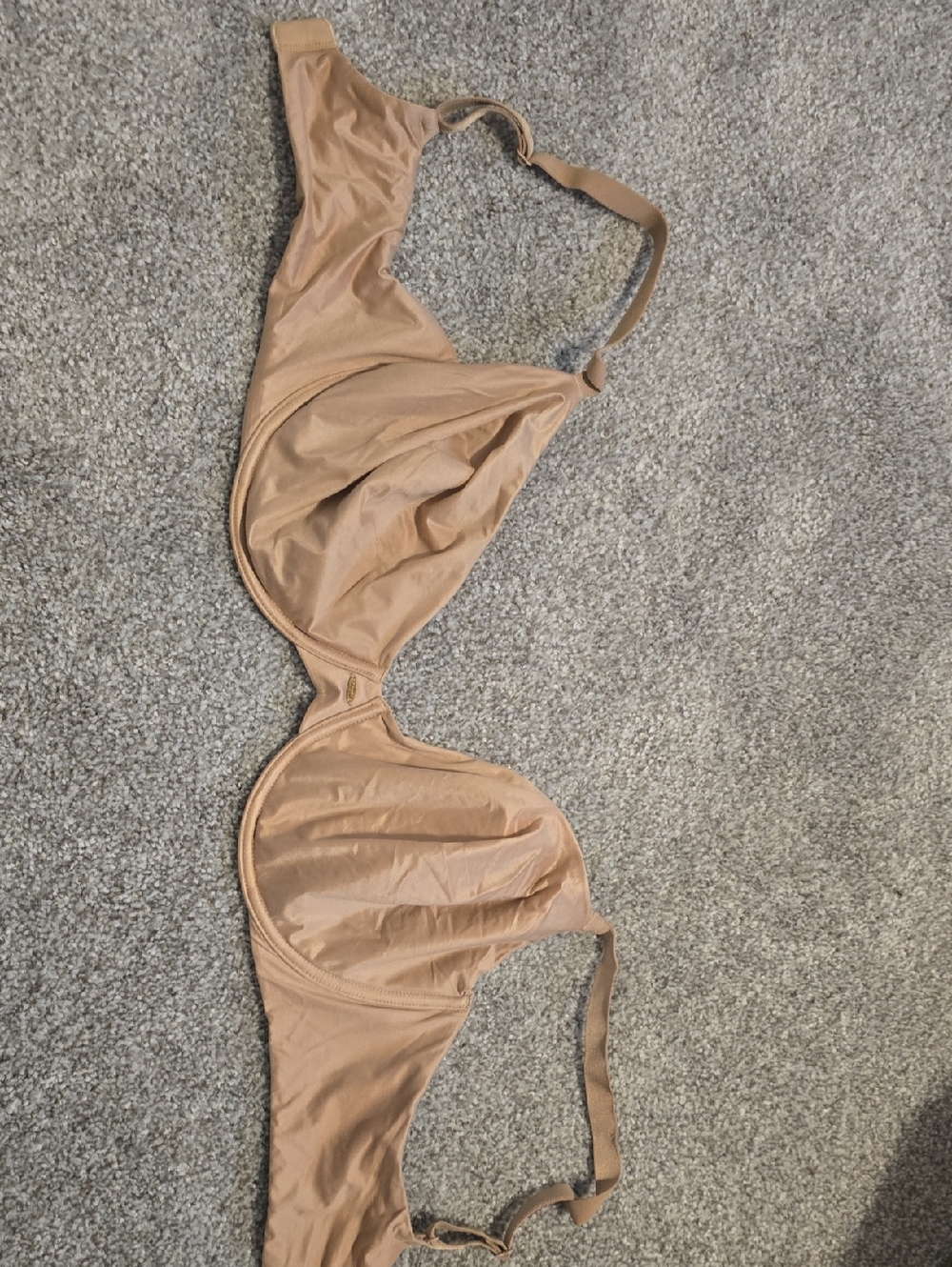Victoria's Secret Fabulous Nude Demi Unlined Bra